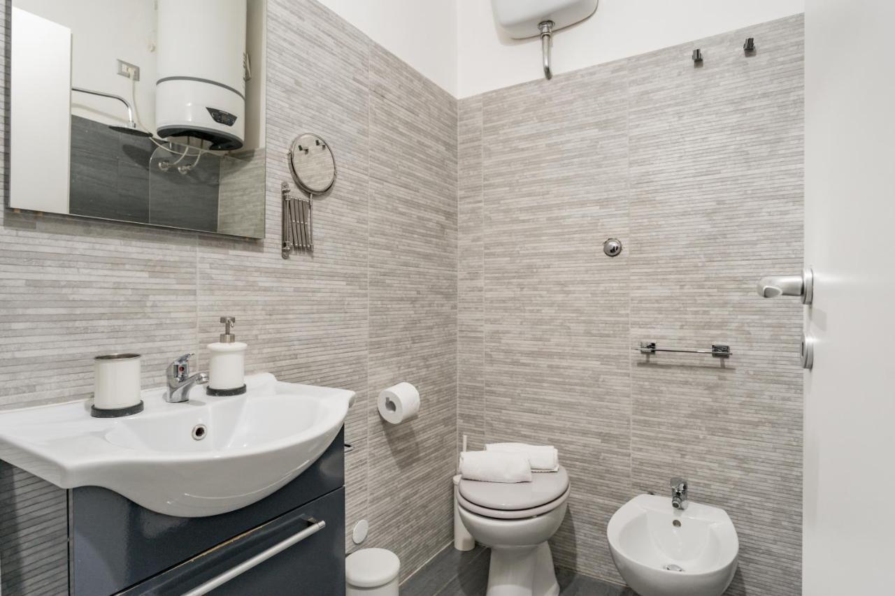 Famm Apartments - Charming And Cozy Flat At Pantheon Рим Экстерьер фото